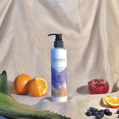 Botanical Subtlety Body Lotion - Pomegranate, Blueberry & Almond - TERRA iPSUM - Health - Sun - Body